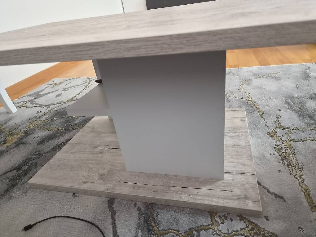 Tavoli: Couchtisch – Usato da Vaduz venduto da Luardya 3