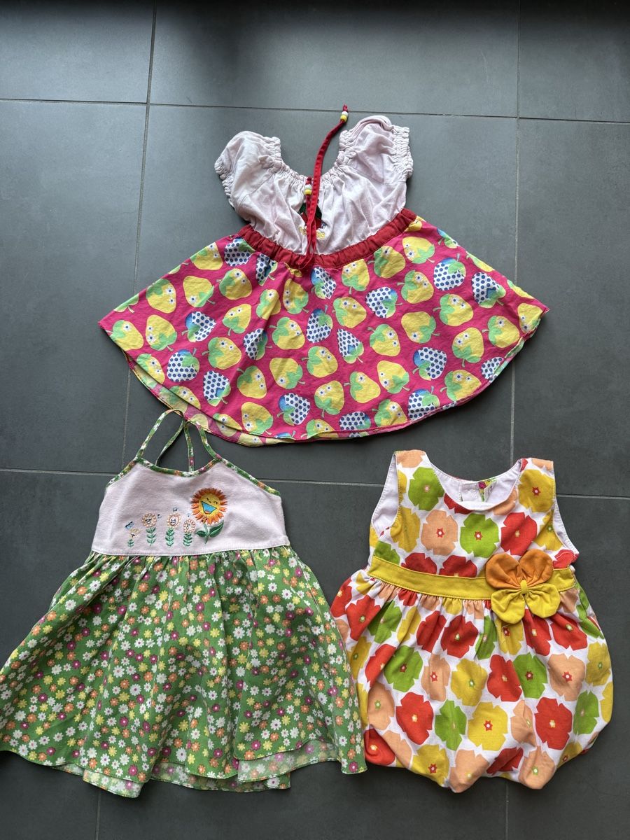 Lotti & Set di vestiti: Baby Girl Clothes Bundle  – Usato da Zürich venduto da lui_ns5h