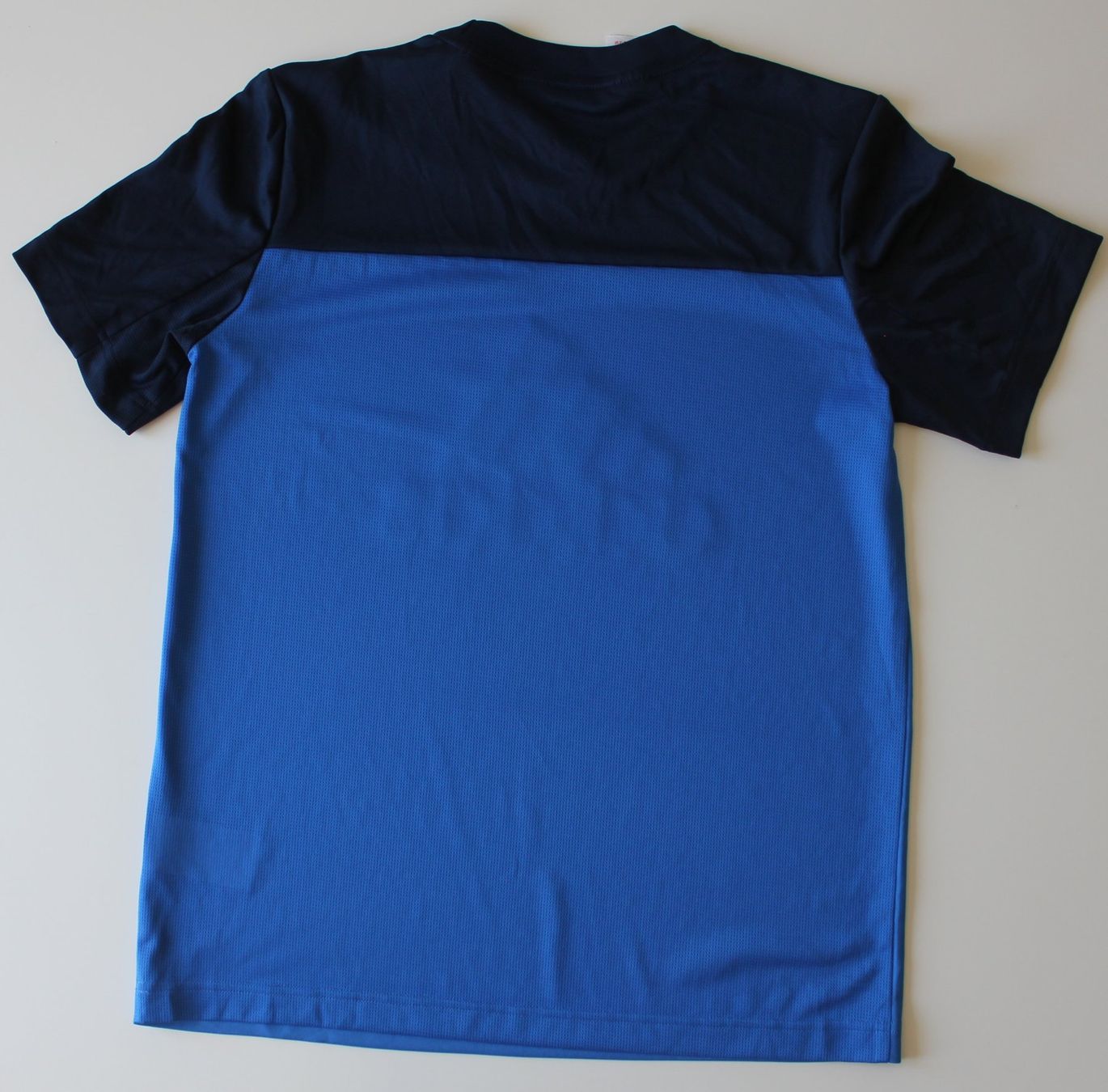 Adidas Camicie, T-shirt & Polo: T-shirt Adidas climacool t. 164 – Usato da Peseux venduto da Gilloss 3