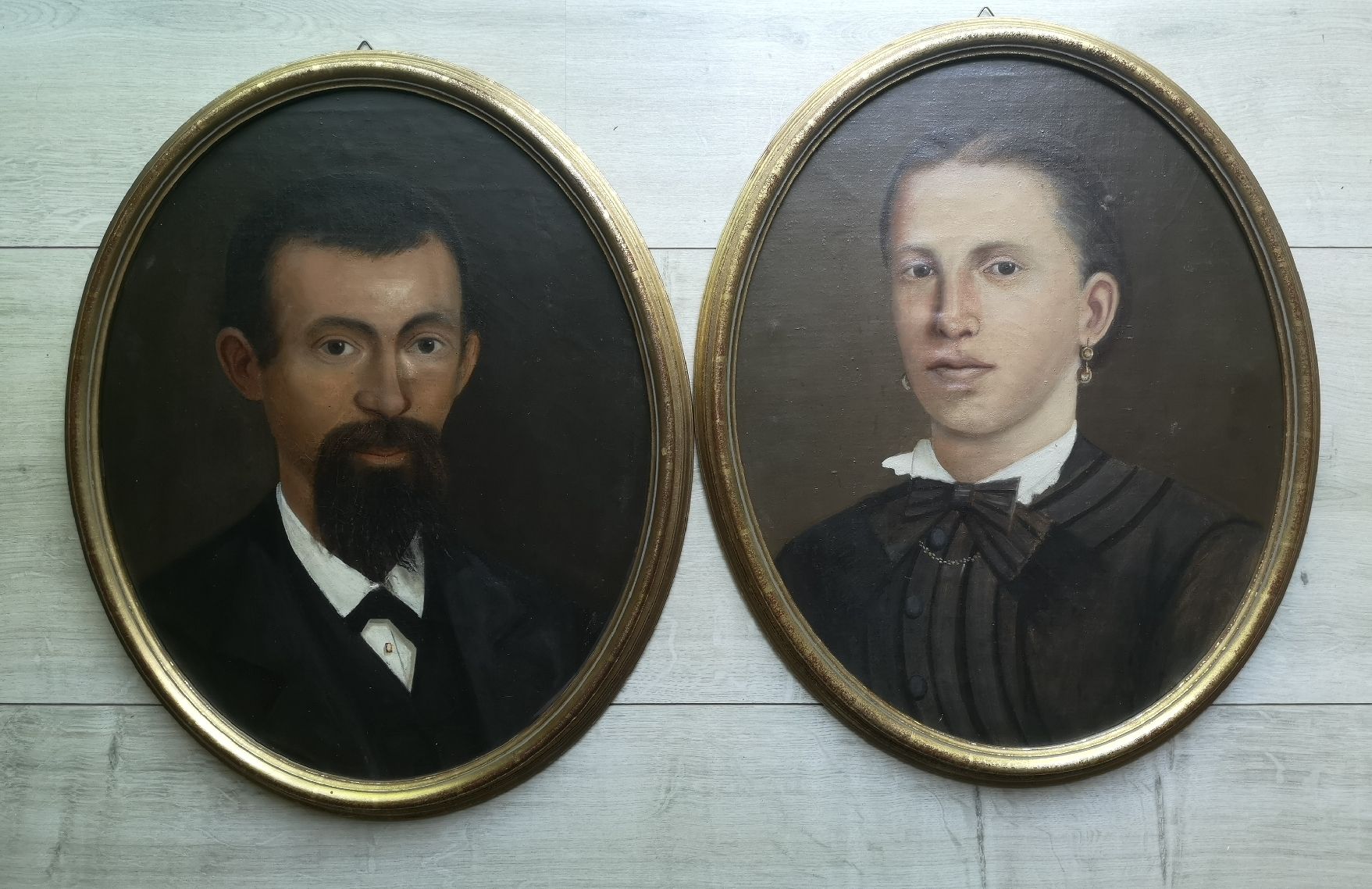 Dipinti: Deux portraits anciens – Usato da Conthey venduto da Cathlouz