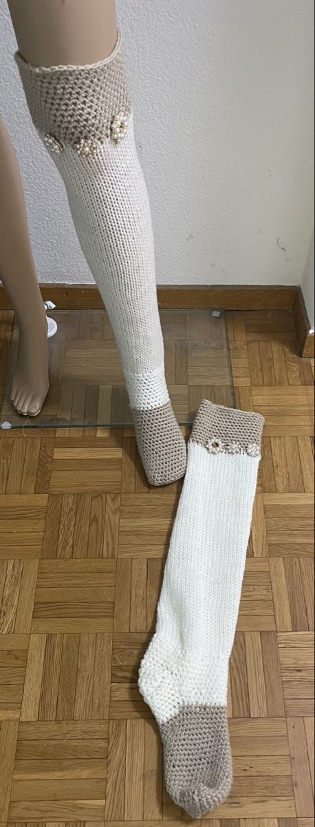 Socken: Overknees  Strümpfe mit Perlen Grösse M Neu – Neu und originalverpackt aus Au ZH von Jaggy4 2