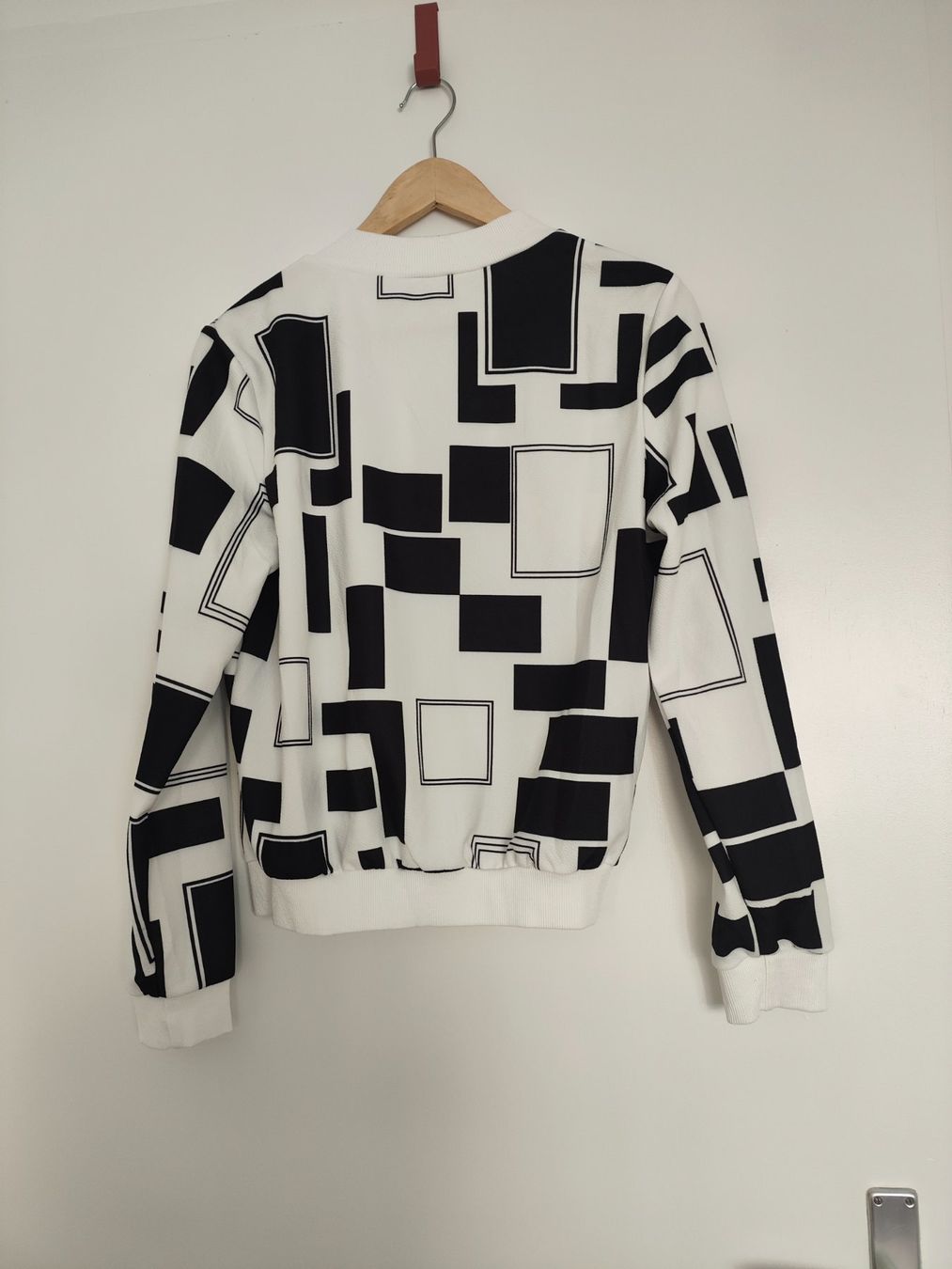 Giacche: Neu leichte Jacke schwarz weiß 36 – Nuovo (secondo la descrizione) da Neuhausen venduto da JessIst 4