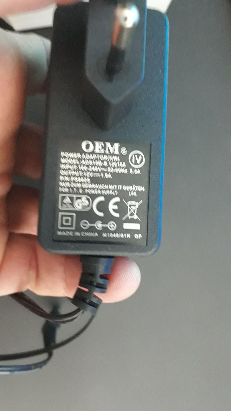 Ladegeräte: Netzteil 12V 1A – Neu und originalverpackt aus Stäfa von Supertramp73 3