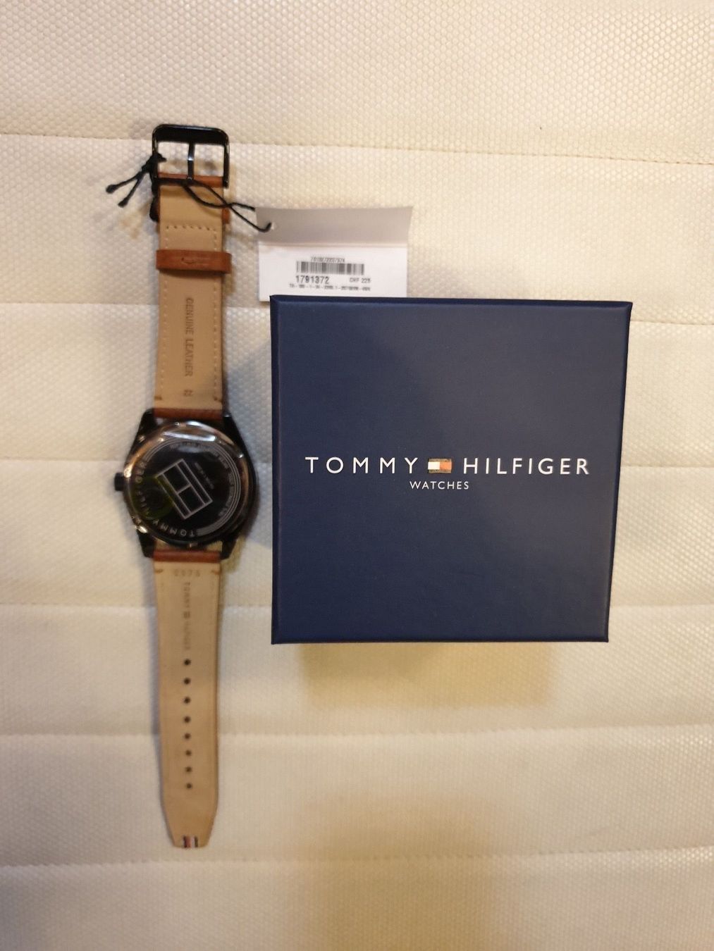Tommy Hilfiger Uhren: TOMMY HILFIGER HERREN ARMBANDUHR – Neu und originalverpackt aus Zürich von LIQUIDATOR.CP 2