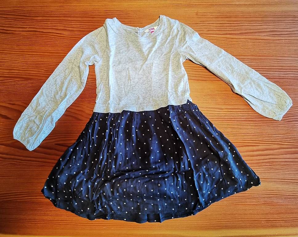 Vestiti & Gonne: Langarmkleid 134 – Usato da Grünenmatt venduto da ras_7ksp