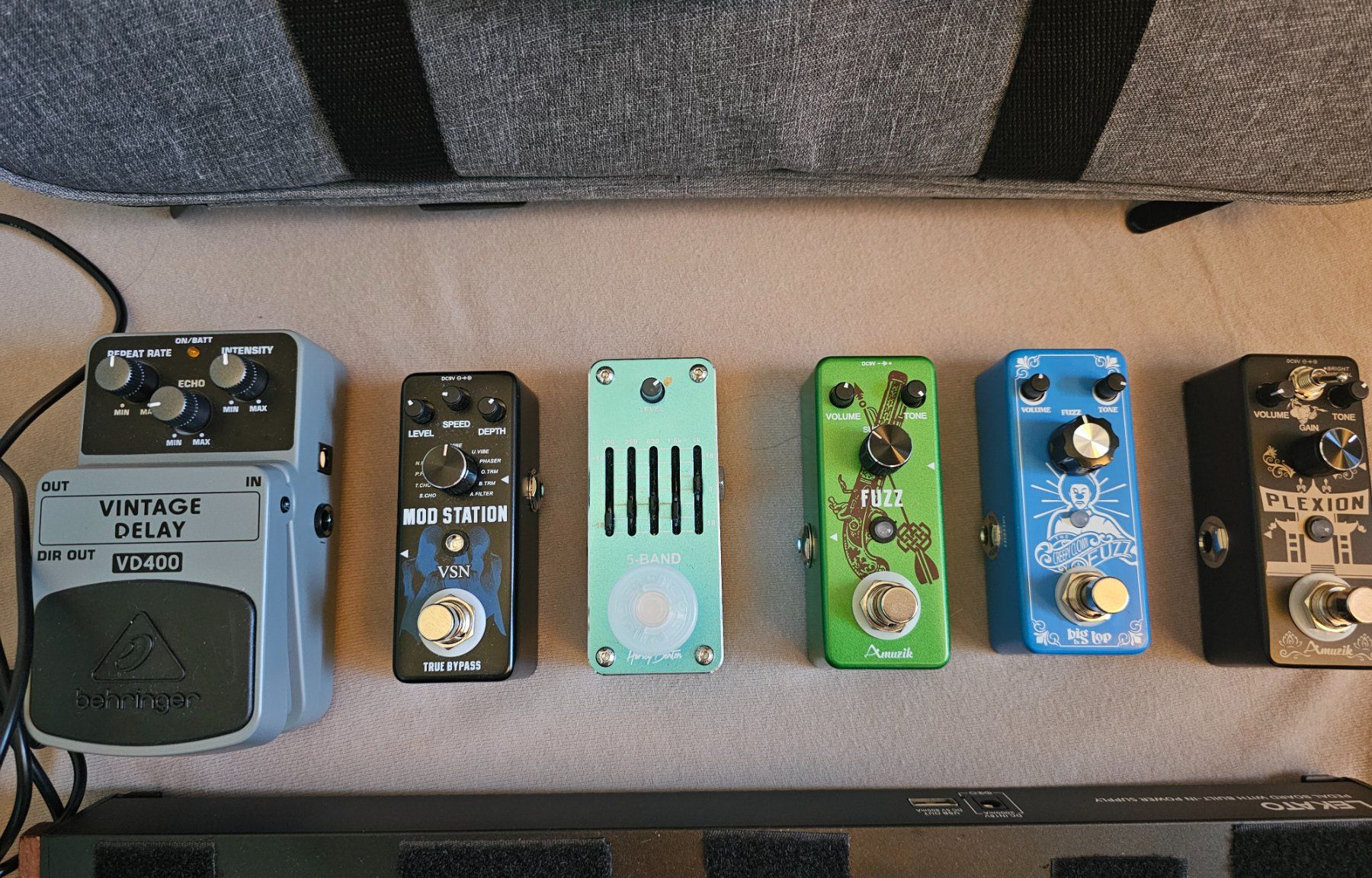 Strumenti musicali: Pedalboard Gitarre – Usato da Uttigen venduto da lonicera01 2