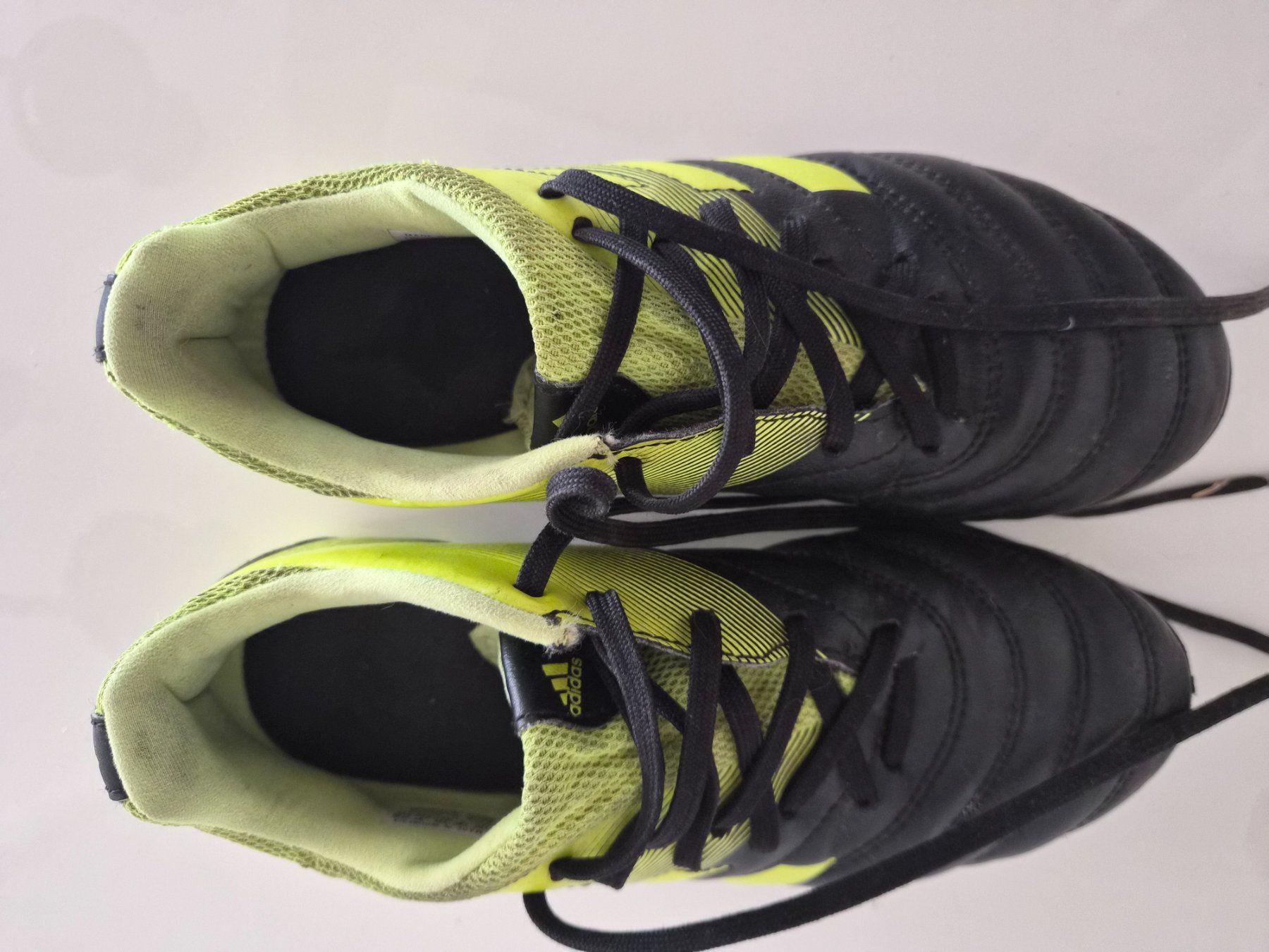 Adidas Chaussures garçon: Fussballschuhe Adidas 35 1/2 – D'occasion à Bellikon par maxa77 3