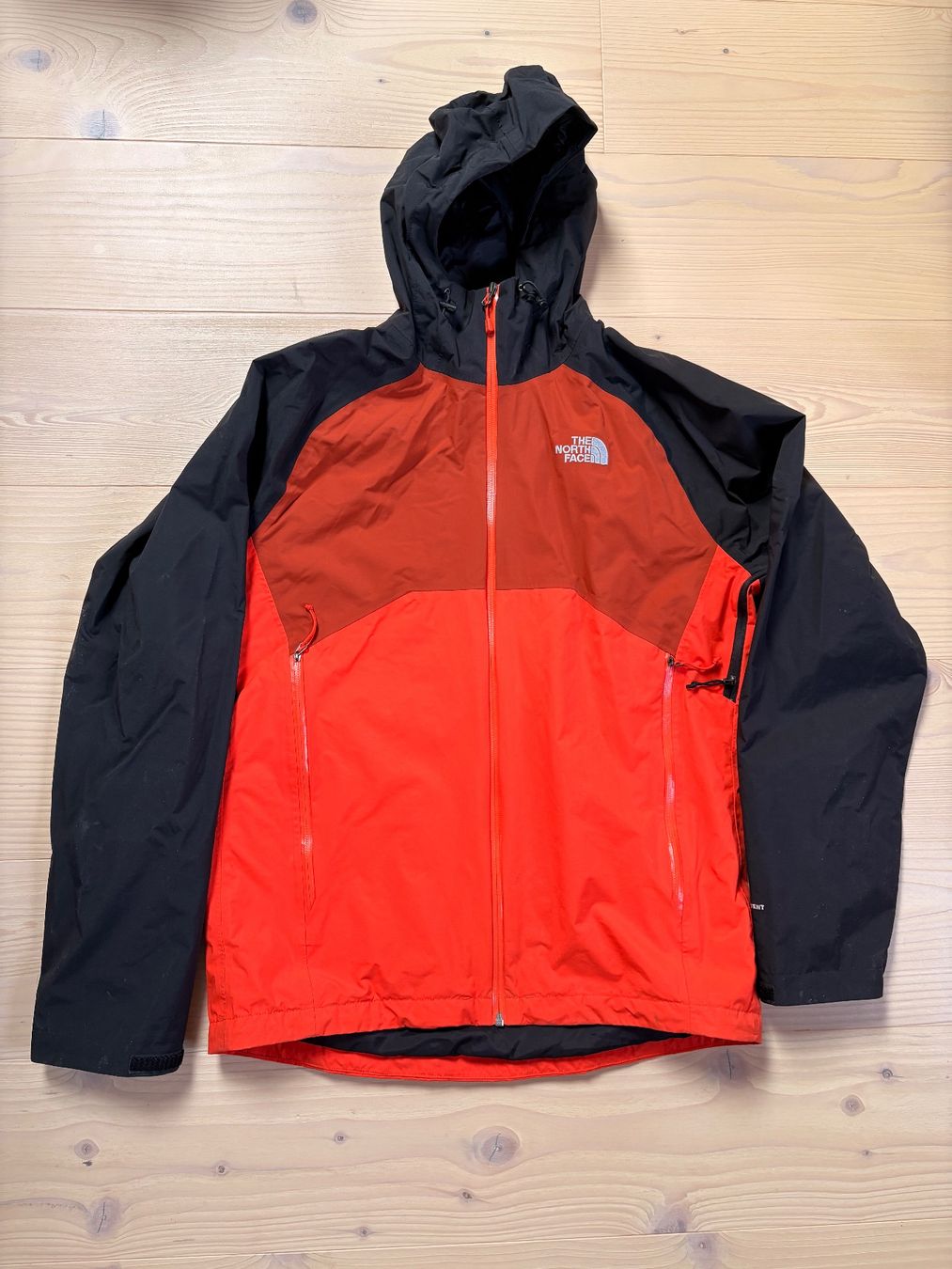 North Face Giacche: The North Face - Stratos DryVent Jacke – Usato da Ottenbach venduto da lolrofi04