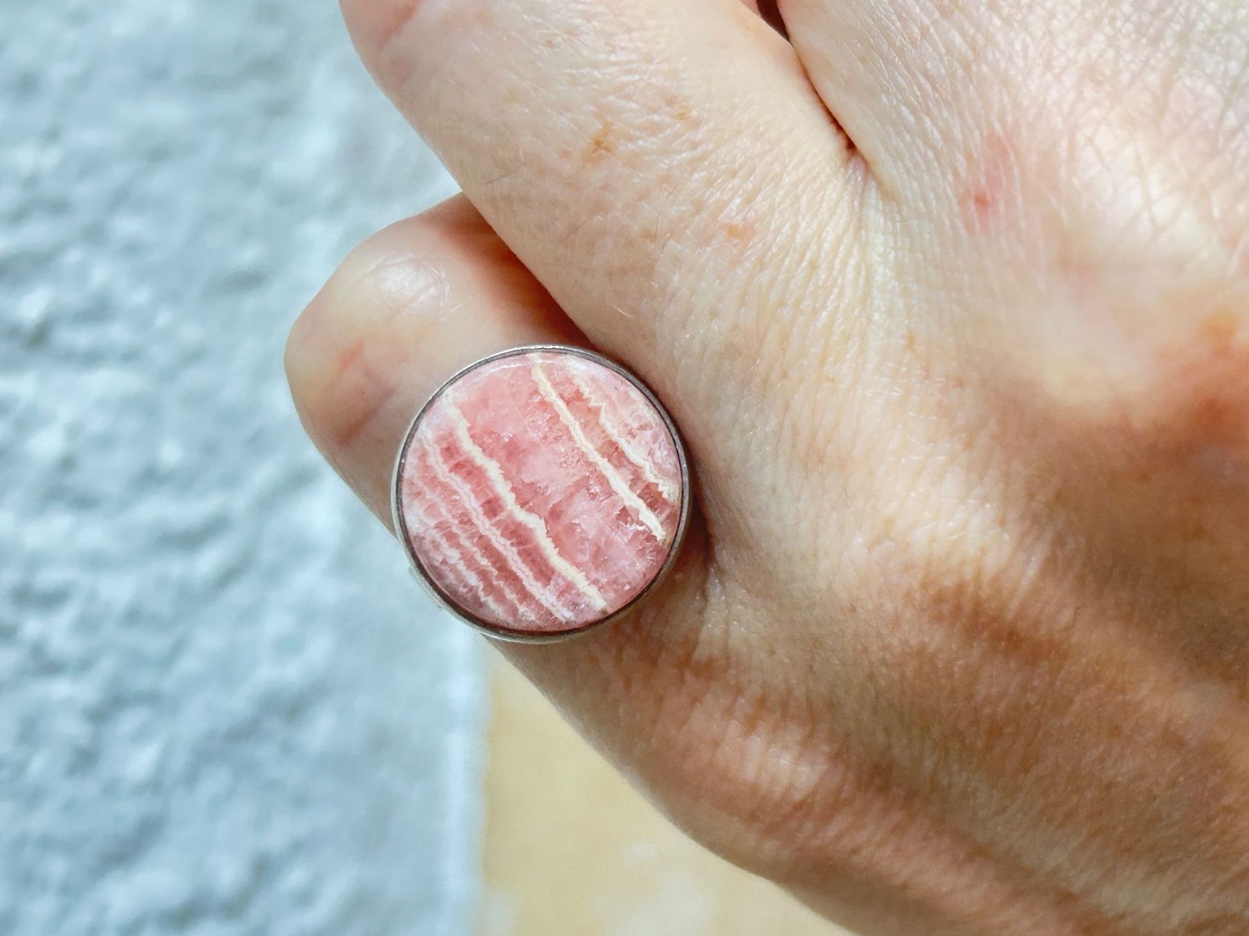 Anelli: Rhodochrosit Ring, Silber gefasst (53) – Usato da Basel venduto da bellespirit