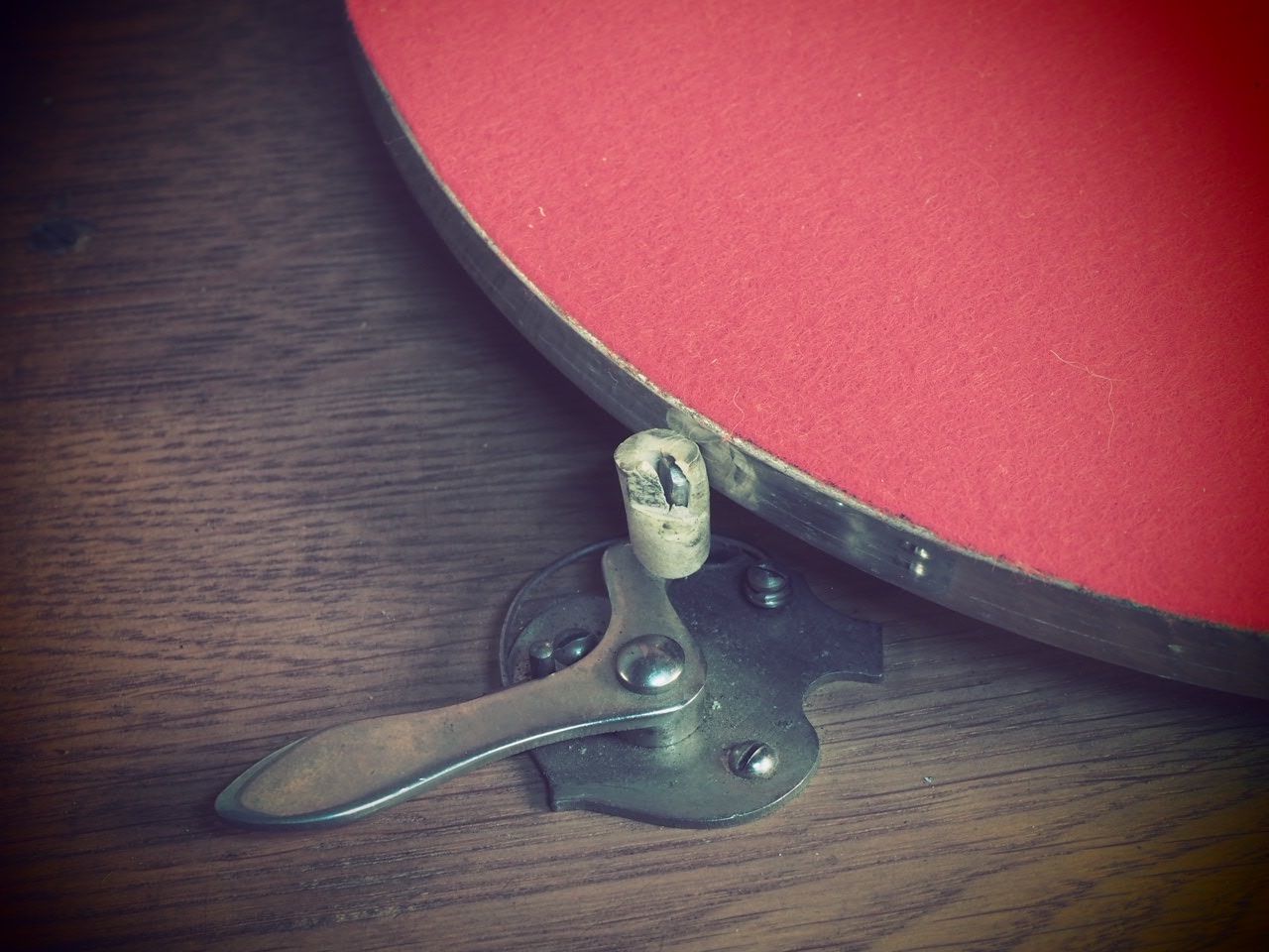 Tourne-disques: PHONOGRAPHE – D'occasion à Lausanne par Leag 7