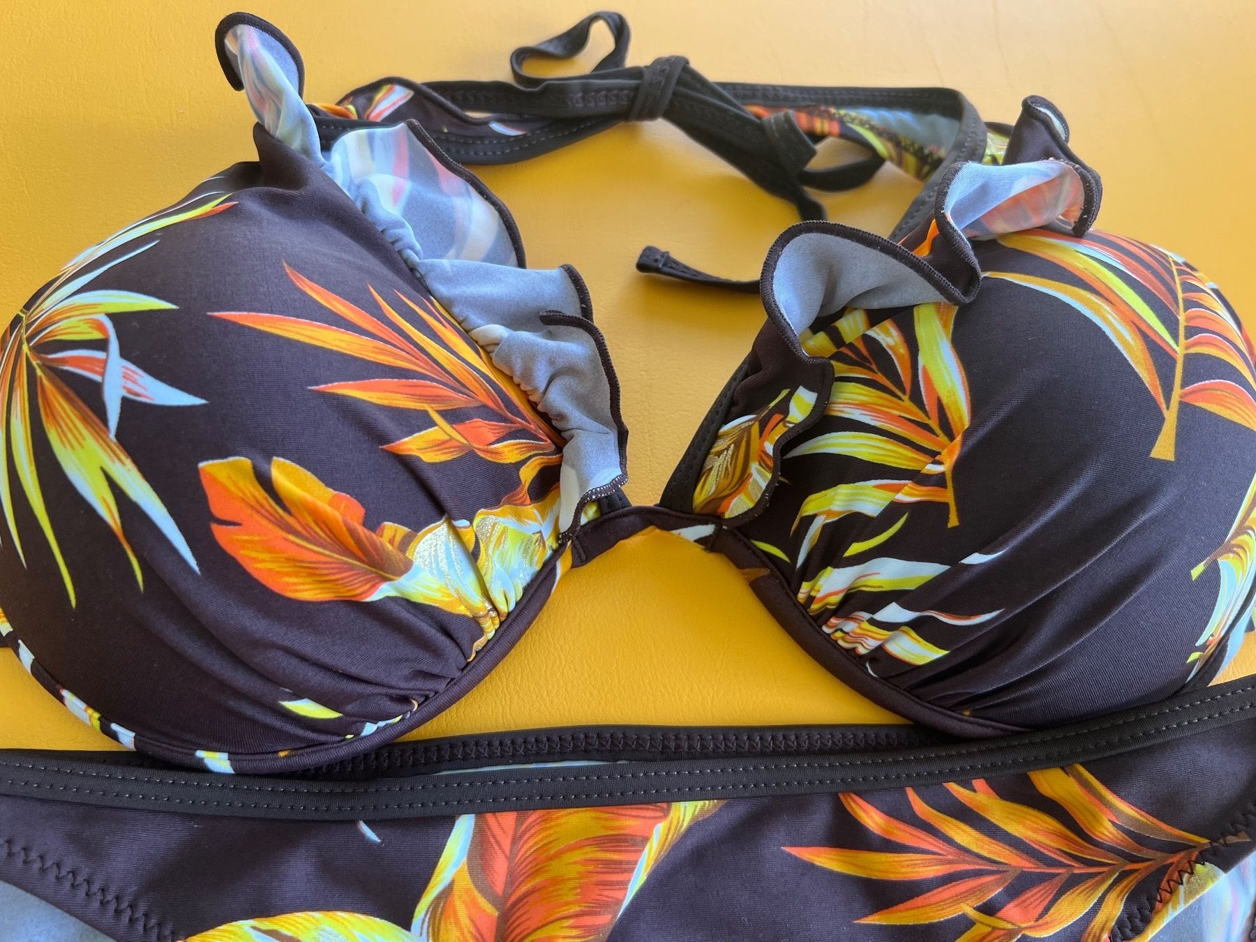 Costumi da bagno & Bikini: Bikini Push Up, Größe M, neuwertig – Nuovo e nell'imballaggio originale da Zumikon venduto da DamenFashionShop 1