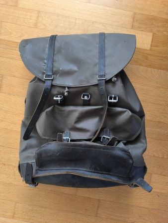 Alter Militärrucksack