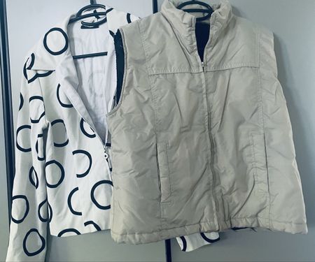 Jacke mit Muster und Weste, Grösse M, Top Zustand!