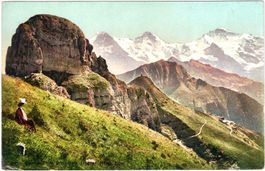Eiger, Mönch & Jungfrau eine Frau im Sommer ca. 1910 (BE)