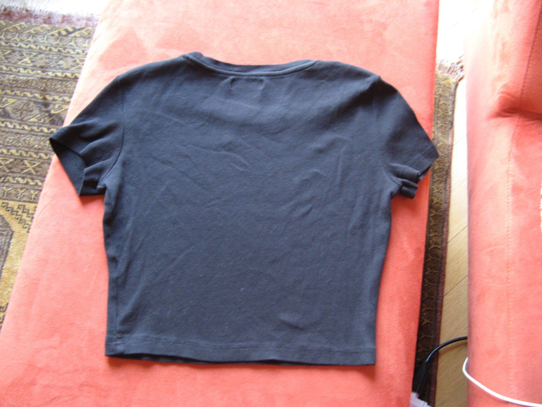 T-Shirts: Shirt von Even&Odd Gr. L schwarz – Gebraucht aus Zürich von apil 3