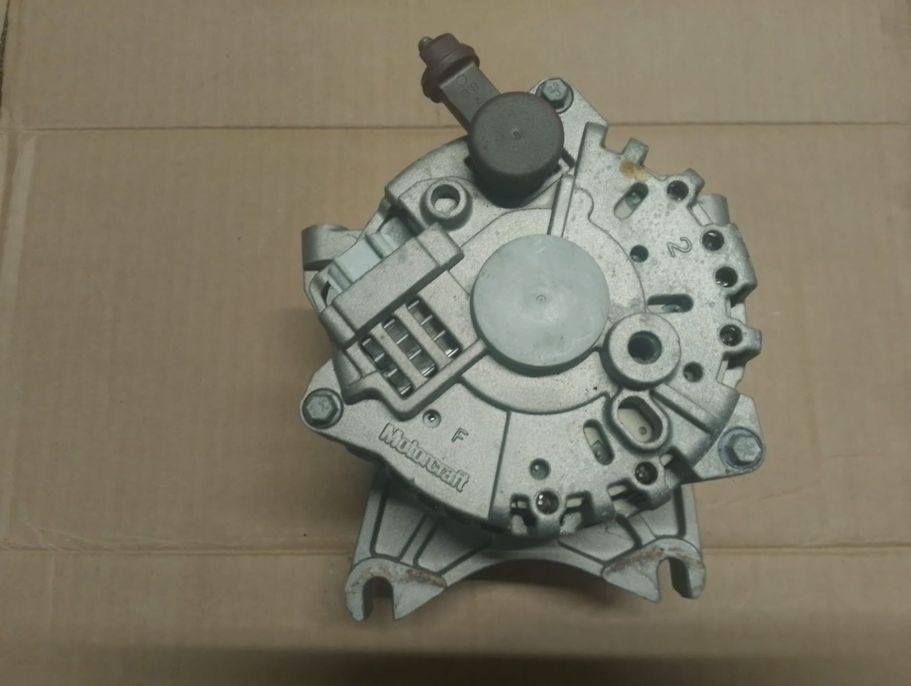 Ford Tutti pezzi di ricambio auto: Ford Mustang  Alternator – Usato da Niedergösgen venduto da usc_tt5r 2