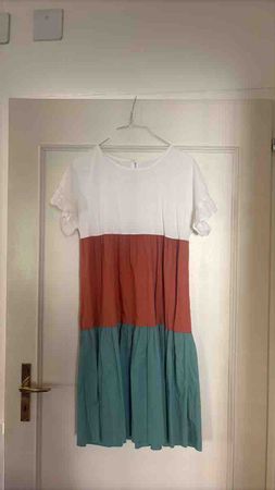 Sommerkleid dreifarbig gestreift