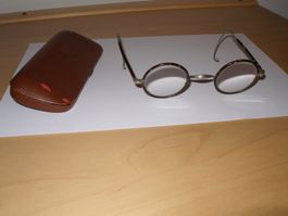 Lunettes vintage rondes avec étui, occasion,