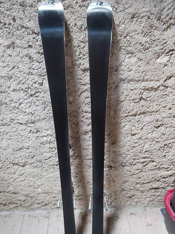 Skis: Rossignol rallye – D'occasion à Provence par egl_w6zl 1