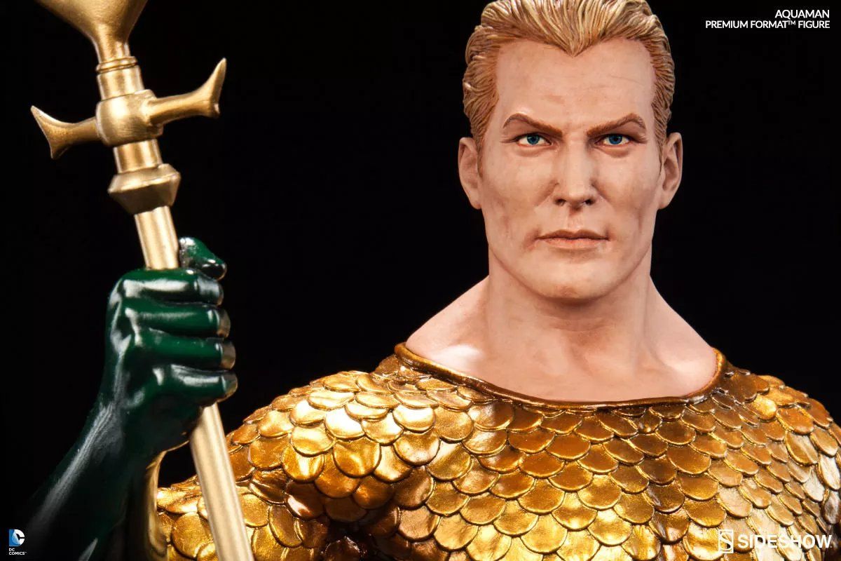 Statuette: Sideshow DC Comics Statue Premium Format Aquaman 1/4 – Usato da Oberentfelden venduto da FiguresAndGamesPlace 3