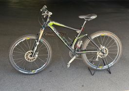 SCOTT genius thirty carbon fully
