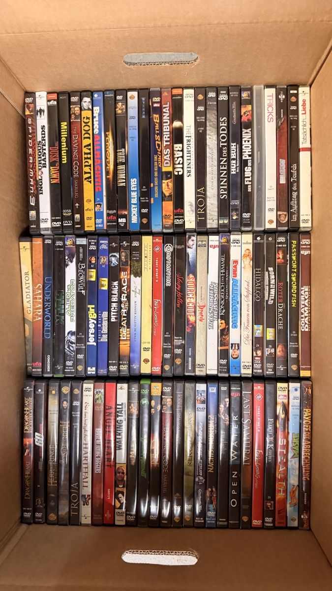 Tutti i DVDs: DVD Film Collection Gebrauchter Zustand – Usato da Rotkreuz venduto da perlengott 1