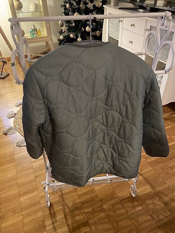 Giacche: Von H&M- leichte Pufferjacke Gr. 146  – Usato da Buchs SG venduto da sil_fy8q 1