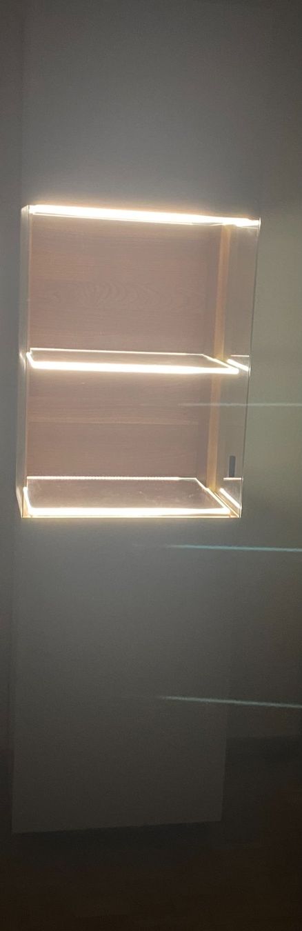 Vetrine: Neue Kirschbaum Vitrine Team7 mit Licht – Nuovo (secondo la descrizione) da Schaffhausen venduto da Krabbenburger31 3