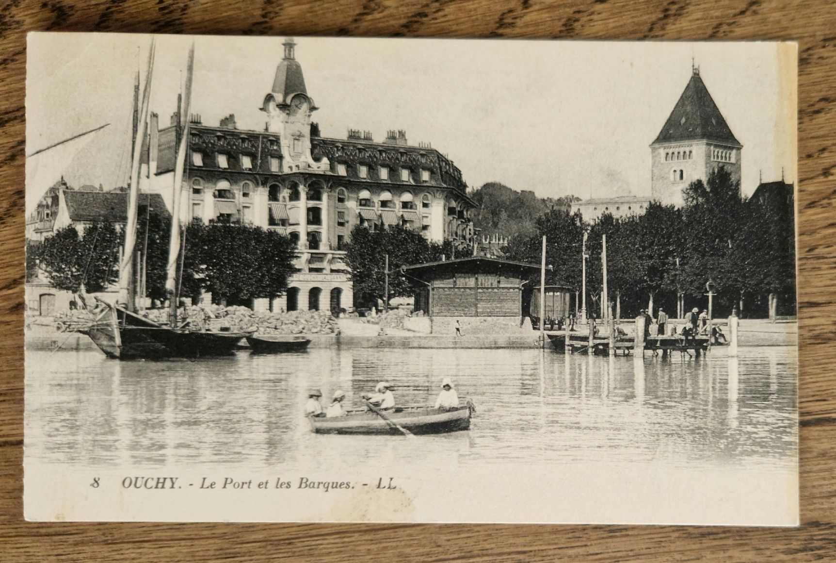 Cartoline postali: Ouchy, Le Port et les Barques – Nuovo (secondo la descrizione) da Ebikon venduto da Donar50