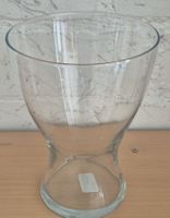 Glasvase klar ca 20cm hoch schmal unten