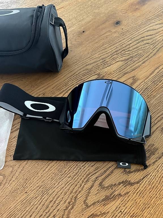 Oakley Occhiali & Lenti: Oakley Flow Scape L Snow Google – Usato da Möhlin venduto da Aries80 1