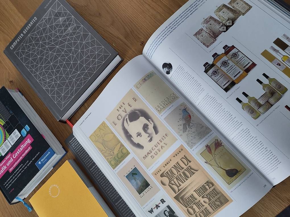 Livres: 4 Bücher über Design – D'occasion à Balgach par Thatsboooo181 4