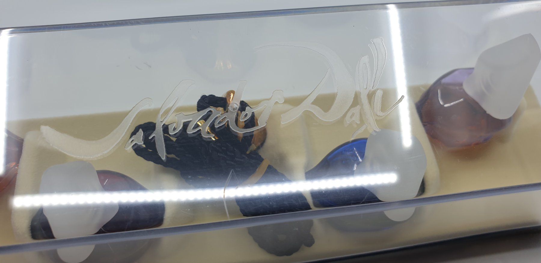 Flacons: Dali Collection in Colors – Gebraucht aus Emmen von magelan 2