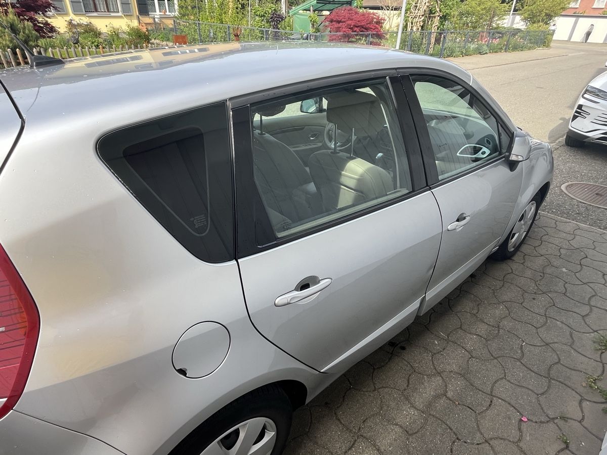 Renault Automobili: Renault Scenic 3 – Usato da oensingen venduto da Gunoo 3