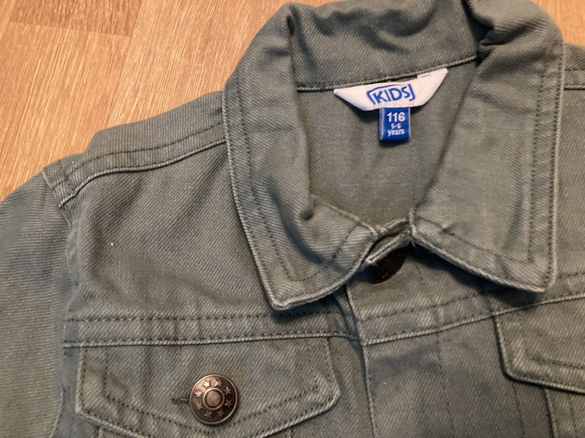 Vestes & Manteaux: Kinder Übergangsjacke Gr. 116 – D'occasion à Emmenbrücke par JJ_89 2