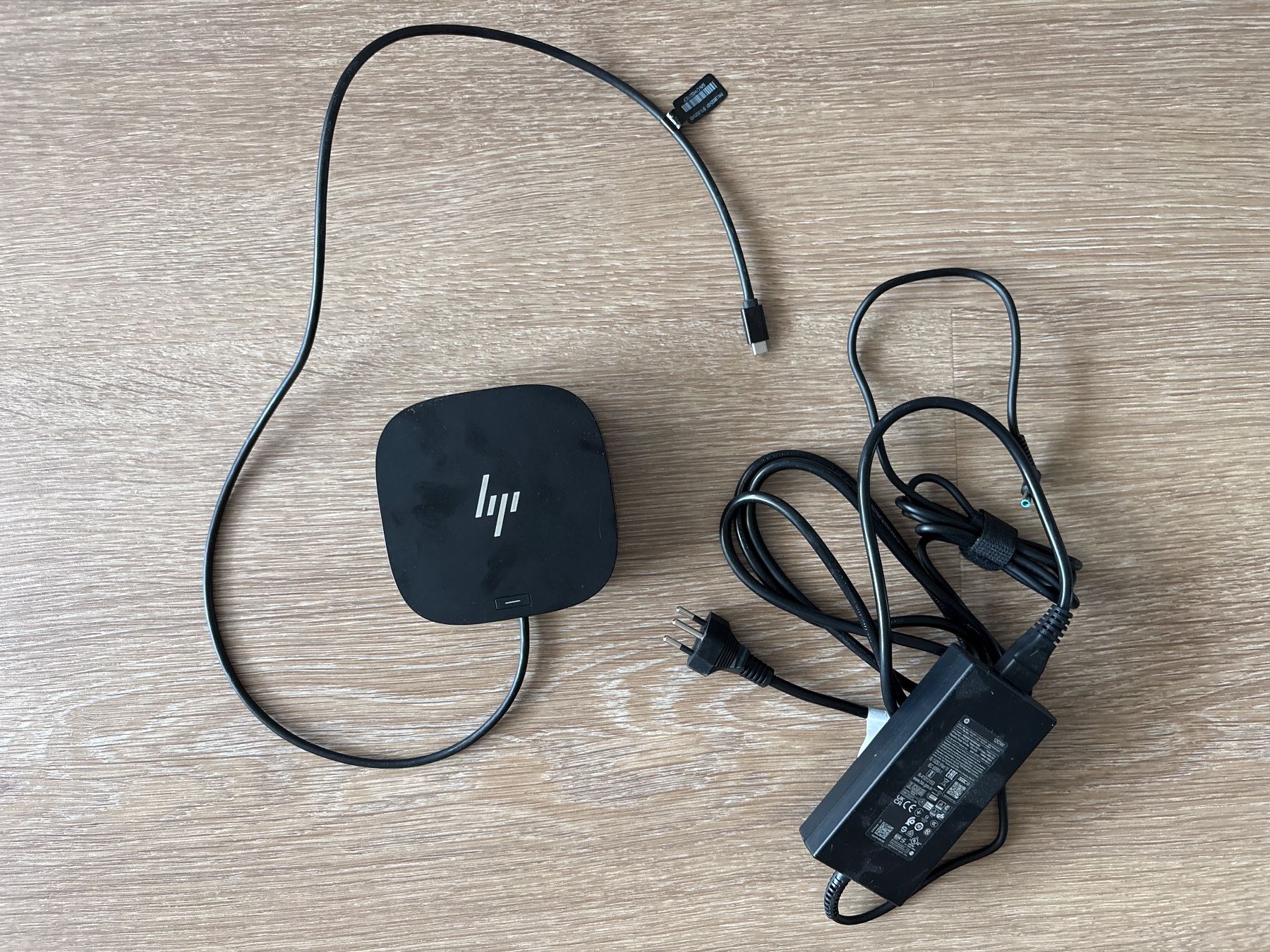 Hewlett Packard Docking station: HP USB-C G5 Essential Dock – D'occasion à Staufen par ale_z6yr 4