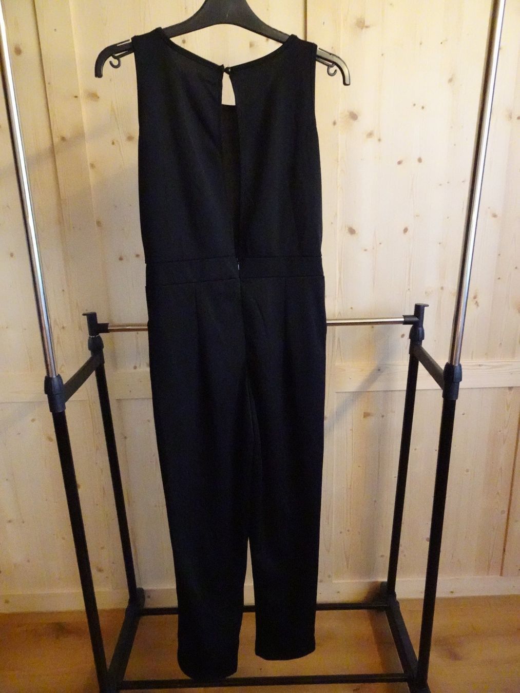 Jumpsuits: Uni schwarzer, schlichter Jumpsuite Gr. S - 221152 – Gebraucht aus Küssnacht am Rigi von Good4Deckeli 3