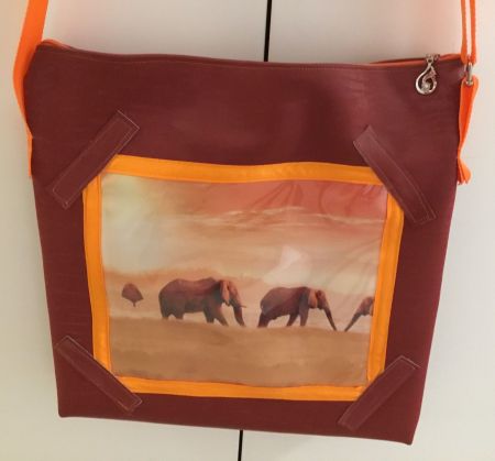 Tolle Tasche aus Kunstleder und Bild