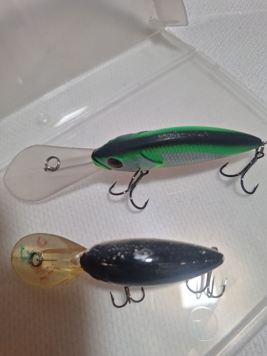 Esche: Leurre de pêche, couleur argent-vert-rouge, 2 hameçons – Usato da Crans VD venduto da Yobia8 1