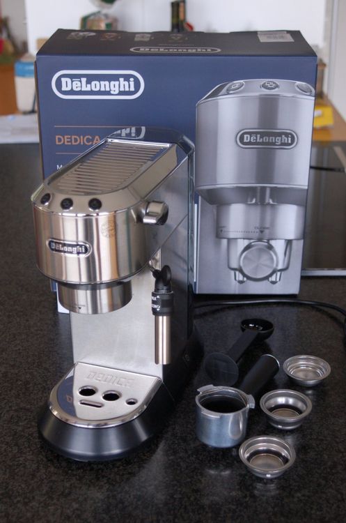 Machine à café Delonghi Dedica EC685M en promotion une offre incroyable