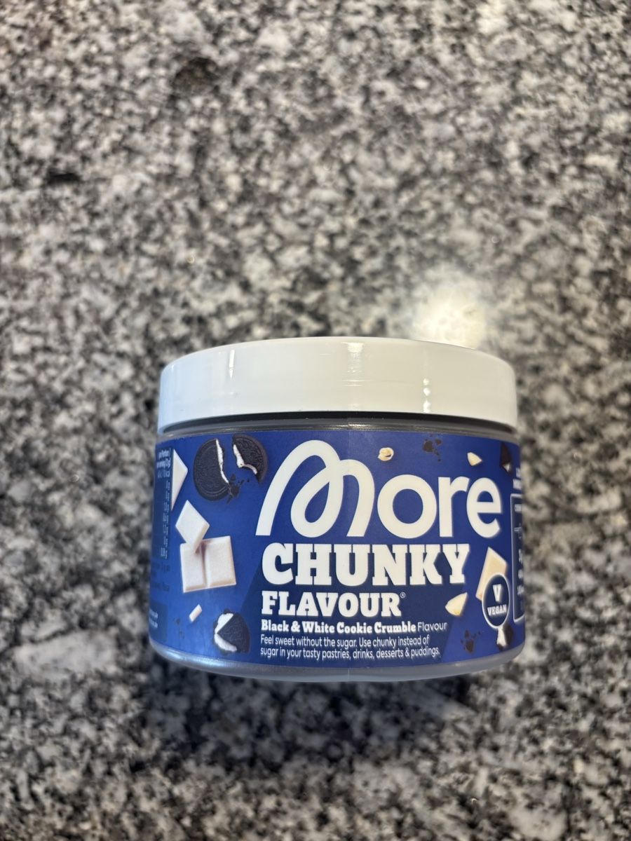 More Nutrition Cibi & Specialità: Ungeöffnet  More Chunky Flavour Black & White Cookie Crumble – Nuovo e nell'imballaggio originale da Wallisellen venduto da Masitaca
