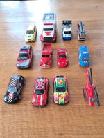 Lot de 12 petites voitures