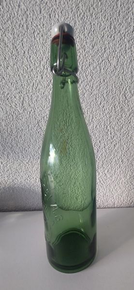 Feldschlösschen Bicchieri, Caraffe & Bottiglie: Alte Bierflasche Erlenbrauerei Glarus Bier 1949 – Usato da Schenkon venduto da Elbarto007 4