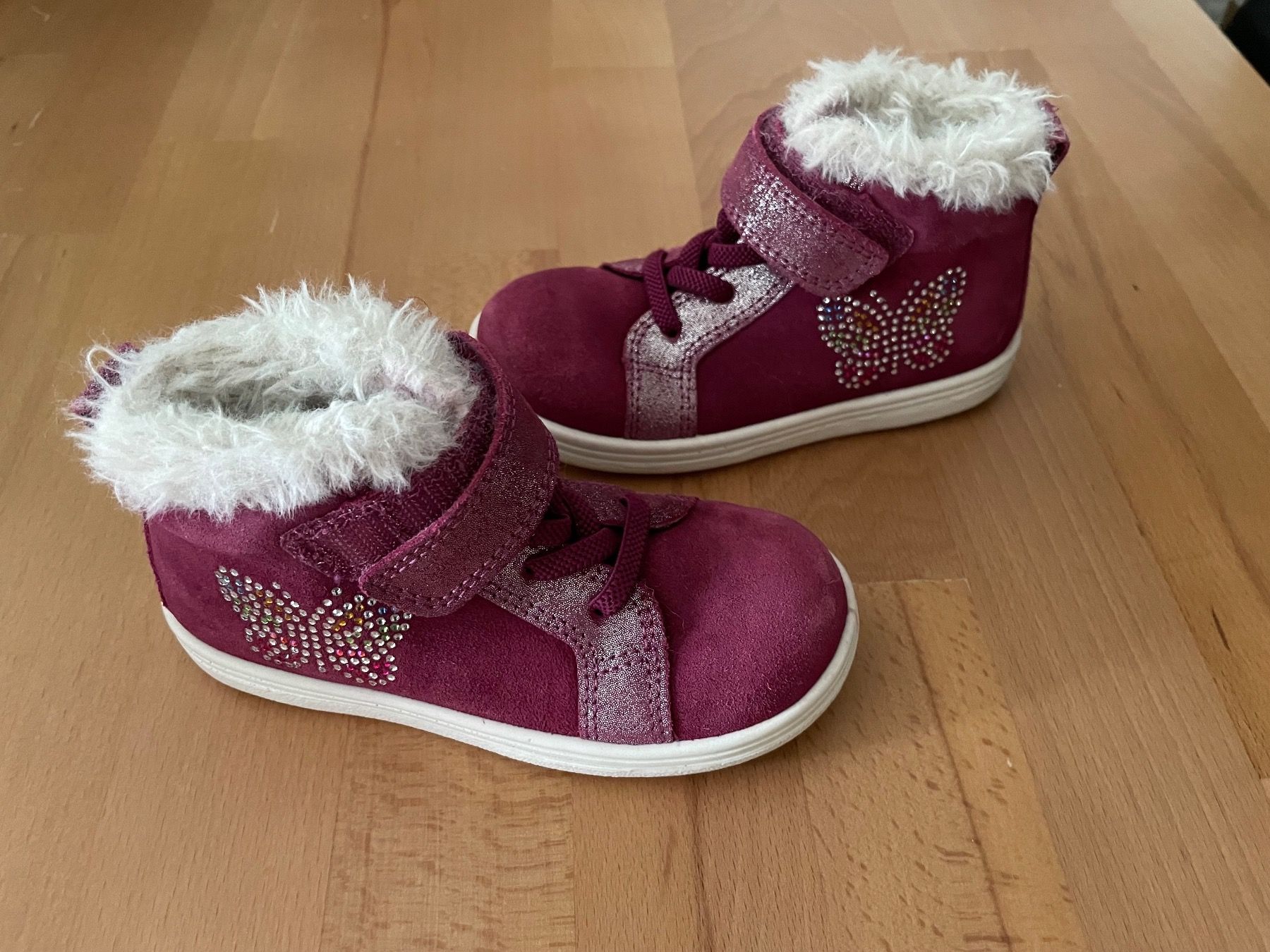 Elefanten Schuhe für Mädchen: Elefanten-Winterschuhe, Grösse 24 – Gebraucht aus Haslen AI von s176