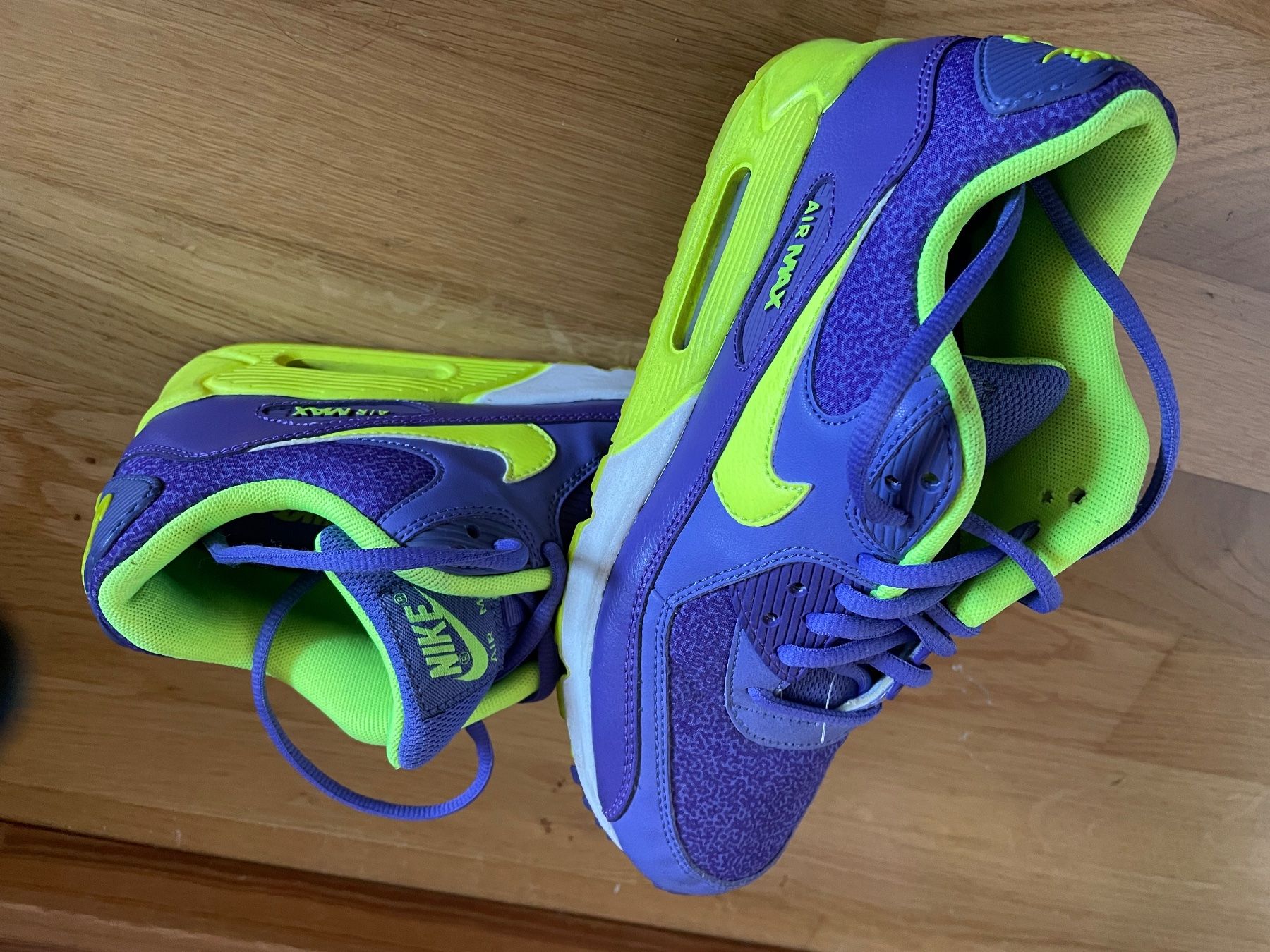 Nike Scarpe da uomo: Nike Air Max Schuhe 37,5 – Usato da Rothrist venduto da Gyzmo69 1