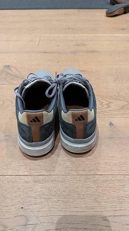 Scarpe da uomo: FiveTen Adidas MTB Schuhe 44 2/3 – Usato da Triboltingen venduto da Nearcom 1