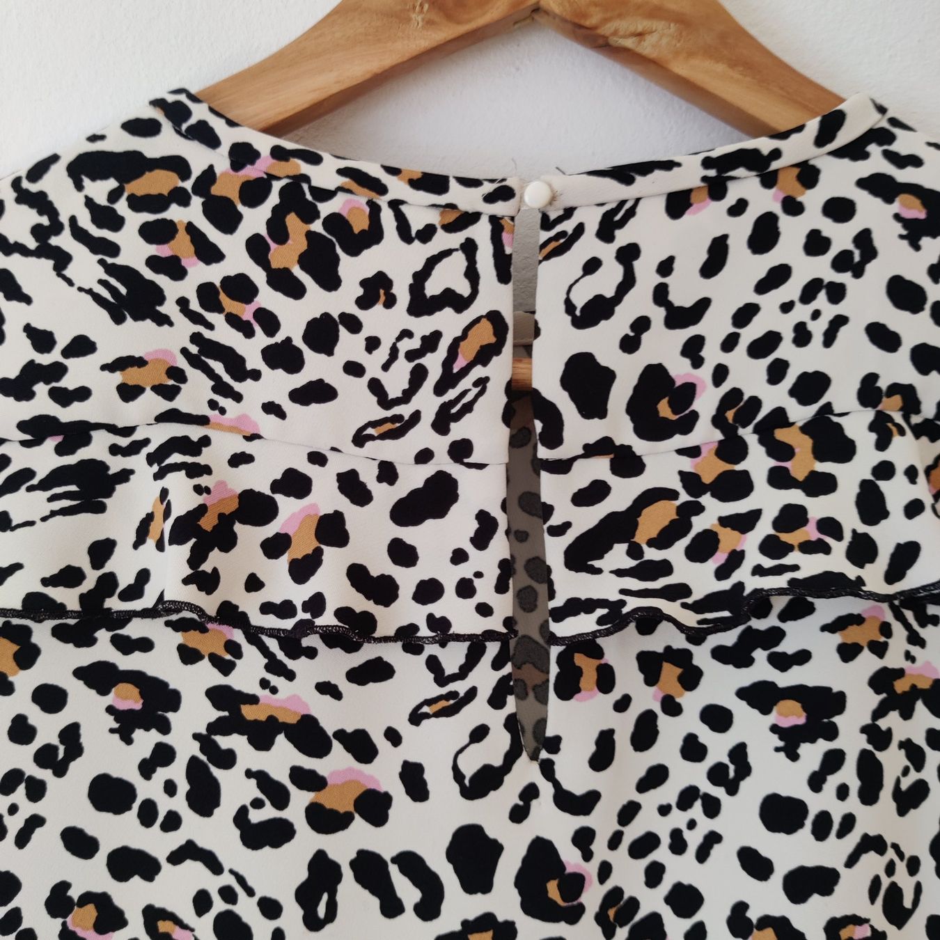 Marc Cain Camicette: MARC CAIN edle Bluse Tunika Shirt Leopard Gr.N2/36 – Usato da Winterthur venduto da Lotusherz 4
