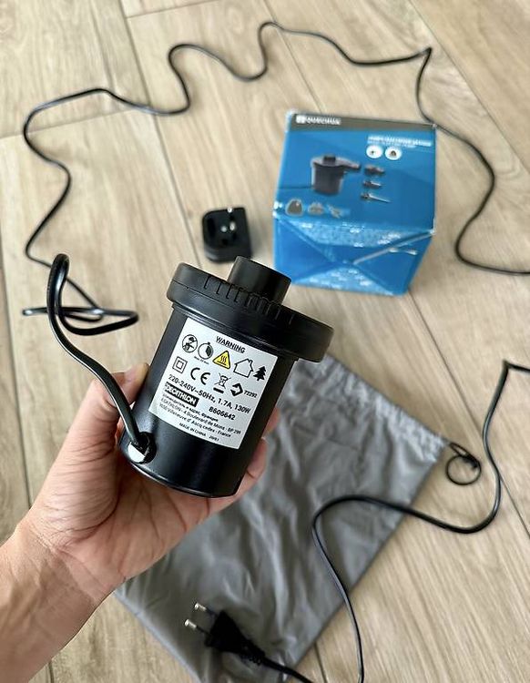 Pompe électrique Quechua Basique, Noire, Neuve Sous Emballage