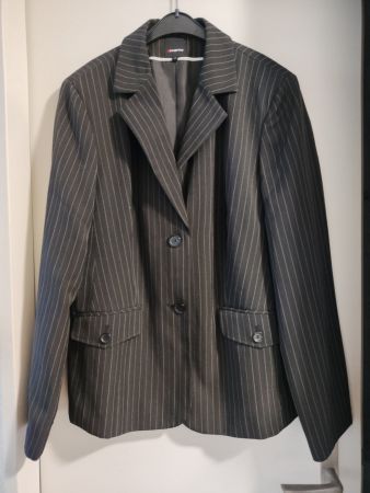 Blazer Nadelstreifen Fabiani 44 Neuwertig