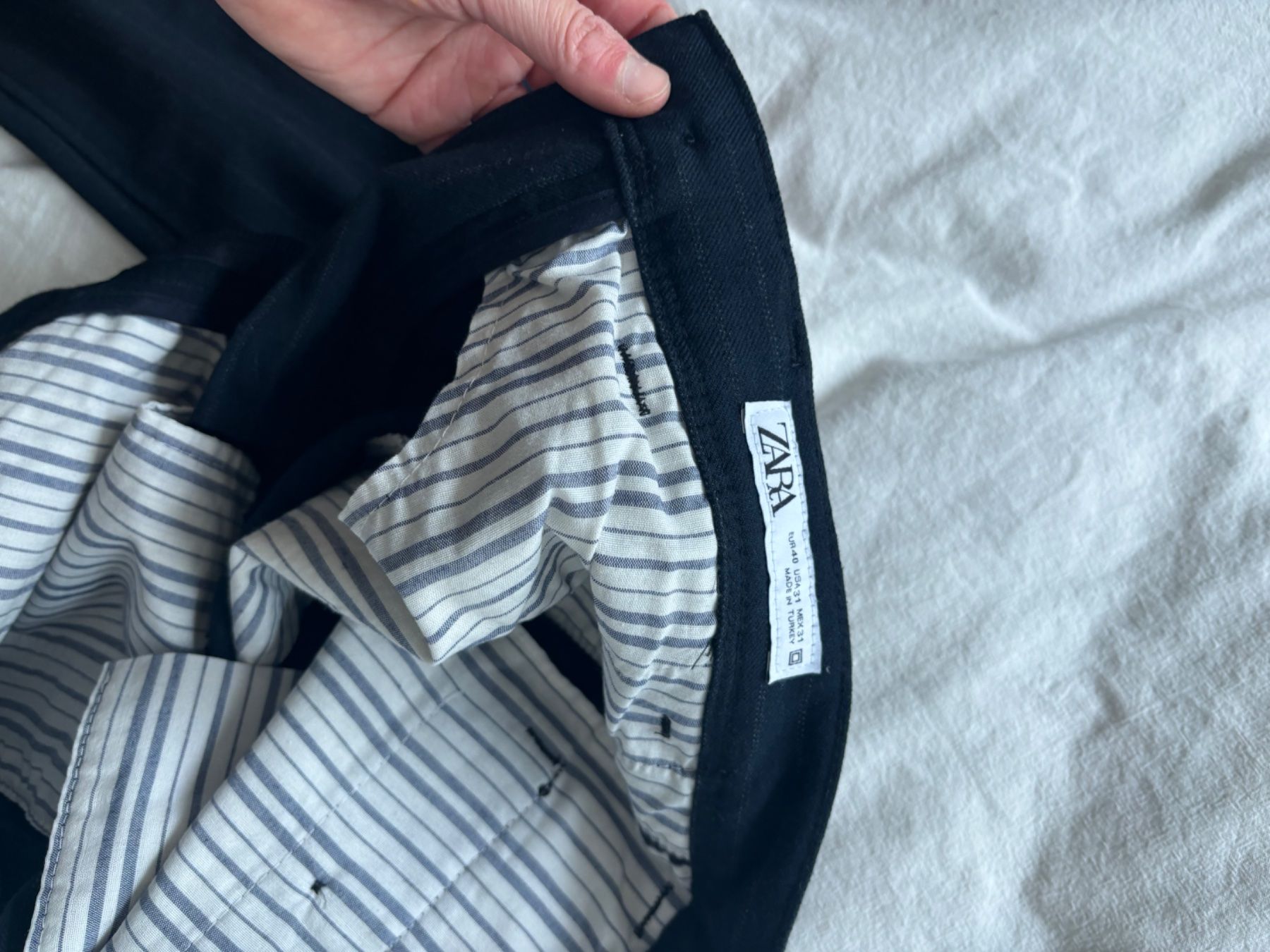 Pantaloni: Zara Bundfaltenhose – Usato da Zürich venduto da houseplantclub